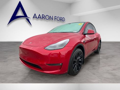 Used 2023 Tesla Model Y Long Range image 2