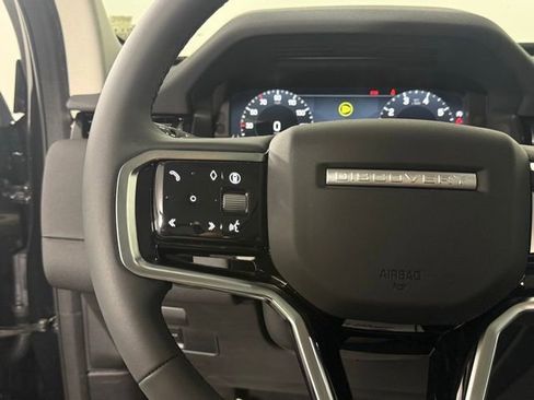 New 2025 Land Rover Discovery Sport S image 39