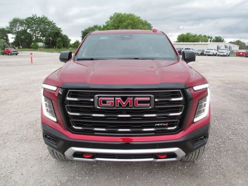 New 2026 GMC Yukon AT4 Ultimate AWD/4WD image 10