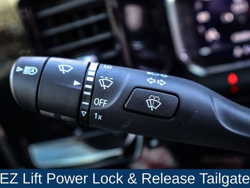 Used 2024 Chevrolet Silverado 1500 ZR2 w/ Technology Package image 23