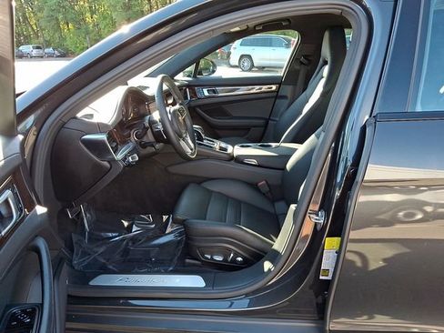 Used 2018 Porsche Panamera 4 image 17