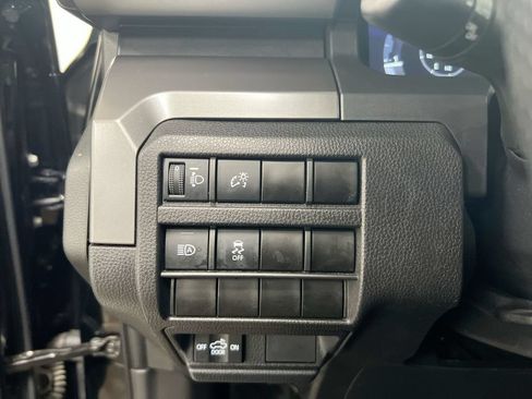 Used 2024 Toyota Tacoma TRD Off-Road AWD/4WD image 19
