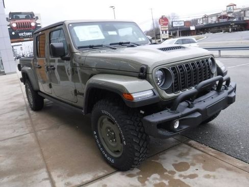 New 2026 Jeep Gladiator Willys AWD/4WD image 9