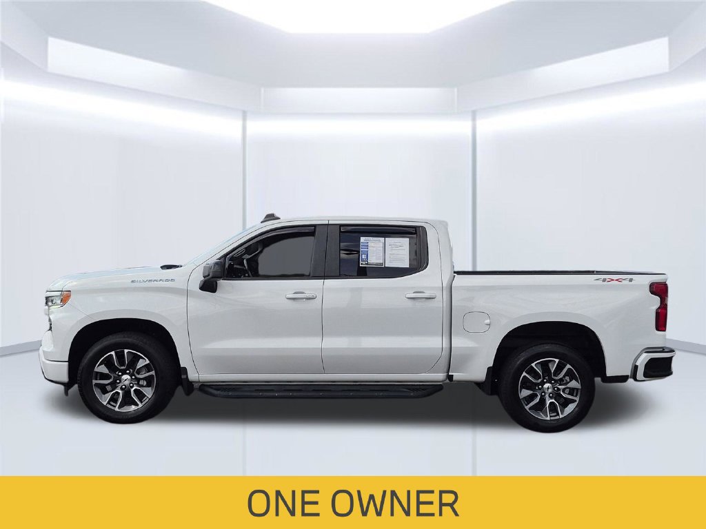 Used 2024 Chevrolet Silverado 1500 RST AWD/4WD image 2