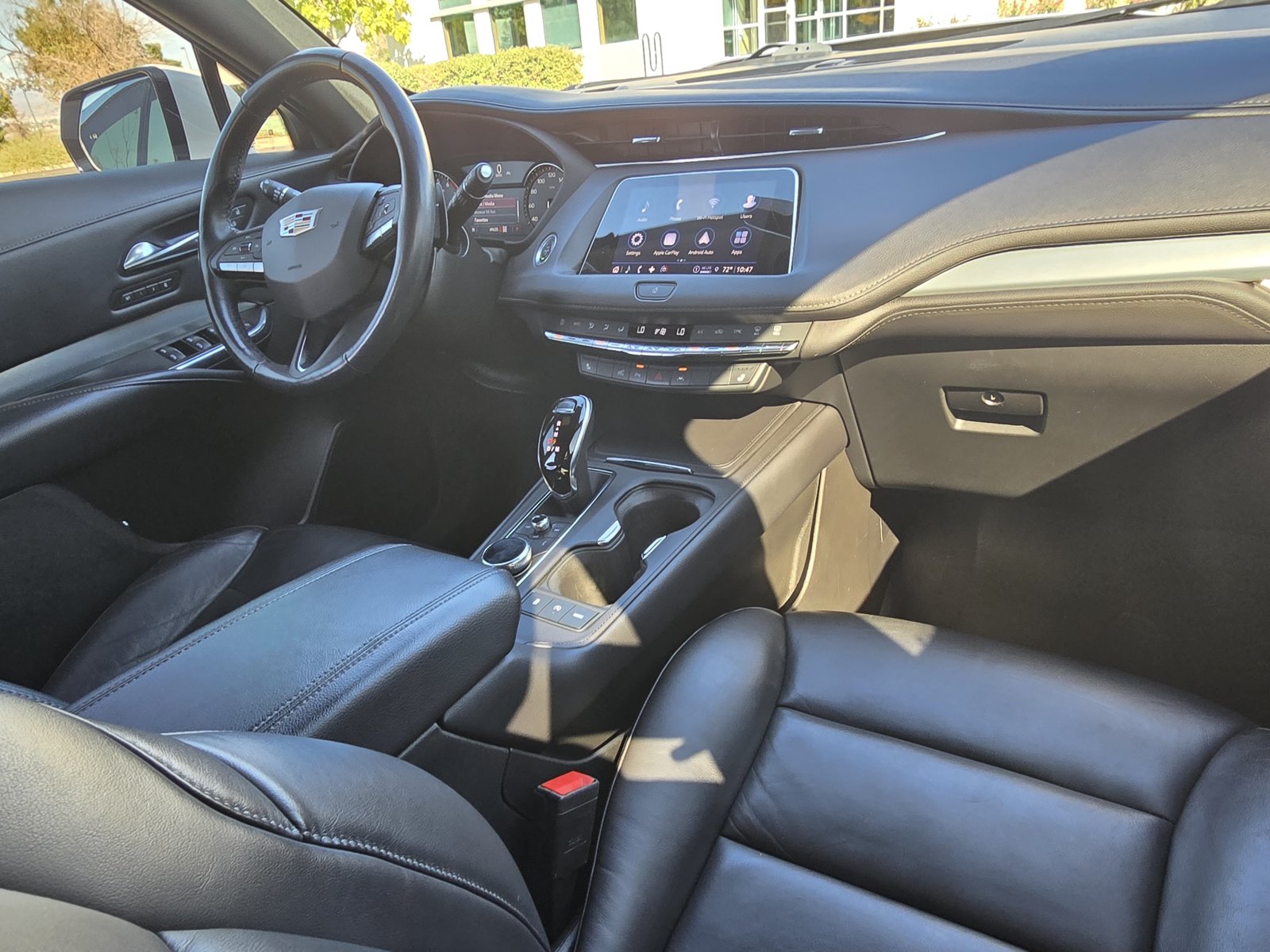 Used 2022 Cadillac XT4 Premium Luxury w/ Enhanced Visibility Package AWD/4WD image 27