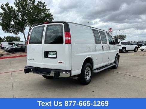 Used 2024 GMC Savana 2500 w/ Driver Convenience Package RWD image 4