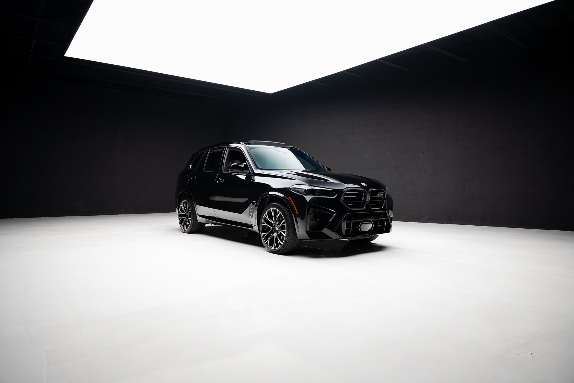Used 2024 BMW X5 M Competition w/ Executive Package AWD/4WD image 93