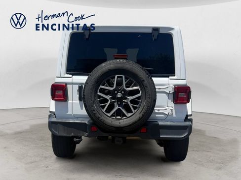 Used 2024 Jeep Wrangler Unlimited Sahara AWD/4WD image 4