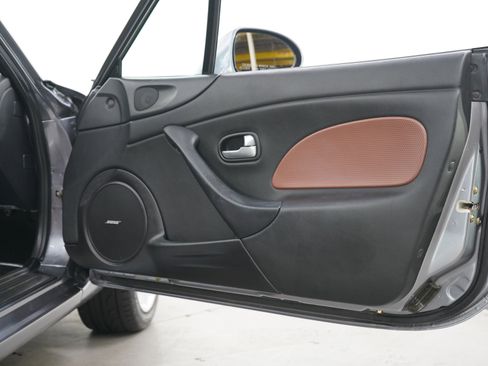 Used 2002 MAZDA MX-5 Miata SE RWD image 11