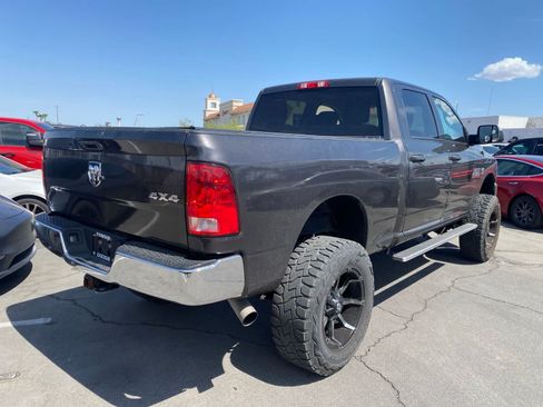 Used 2018 RAM 2500 Tradesman w/ Chrome Appearance Group AWD/4WD image 6