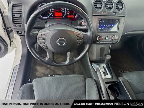 Used 2012 Nissan Altima 2.5 S w/ 2.5S Premium Pkg FWD image 22