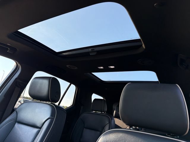 Used 2022 Chevrolet Traverse Premier w/ LPO, Floor Liner Package AWD/4WD image 28