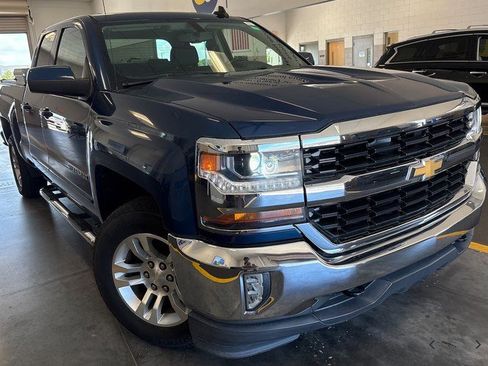 Used 2017 Chevrolet Silverado 1500 LT w/ All Star Edition AWD/4WD image 1