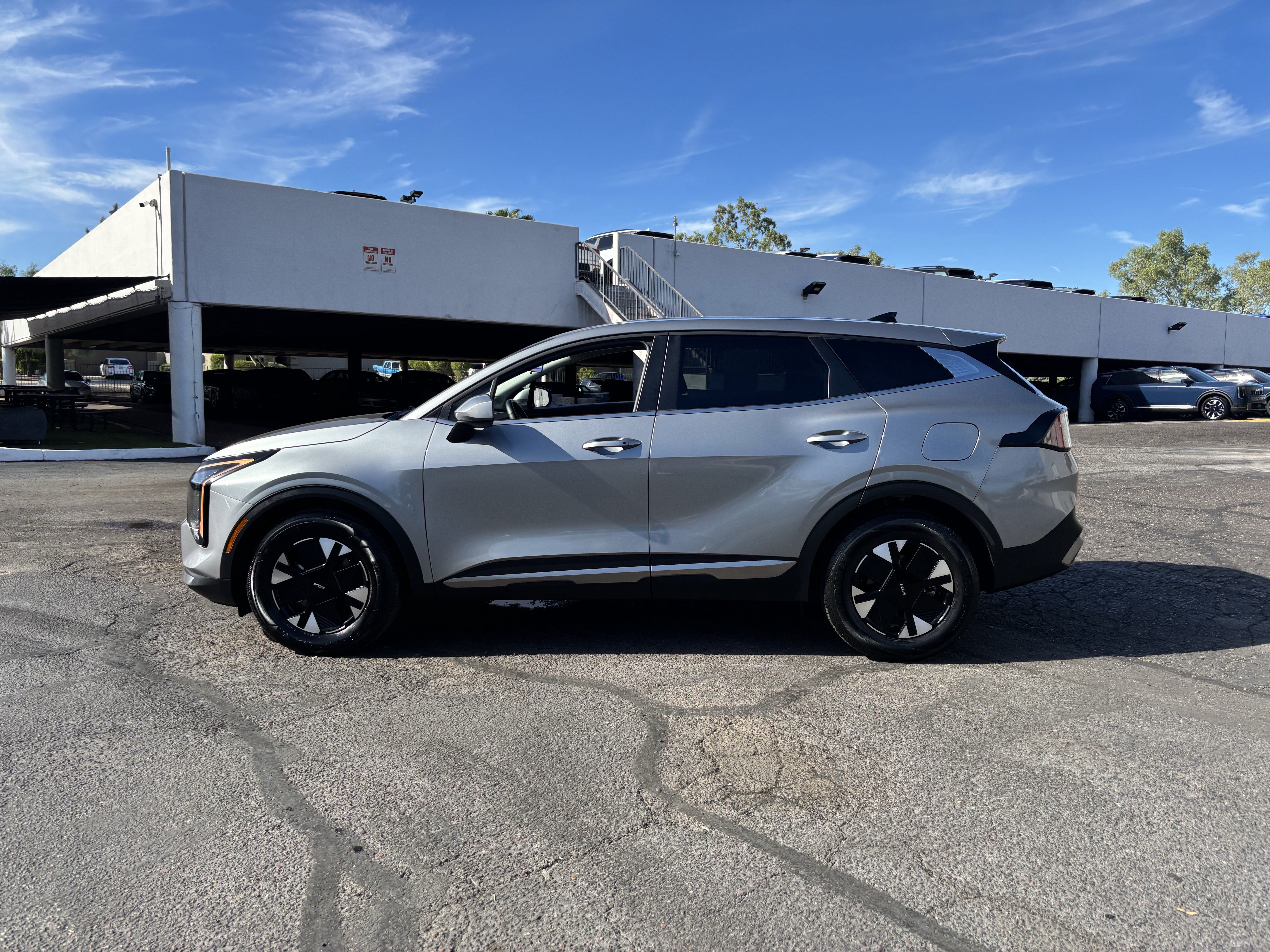 Certified 2026 Kia Sportage LX FWD image 5
