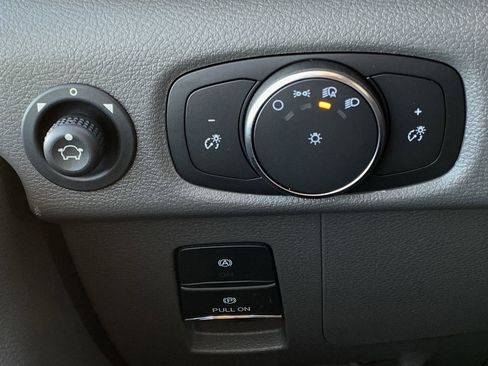 New 2026 Ford Transit 250 148 Medium Roof image 31