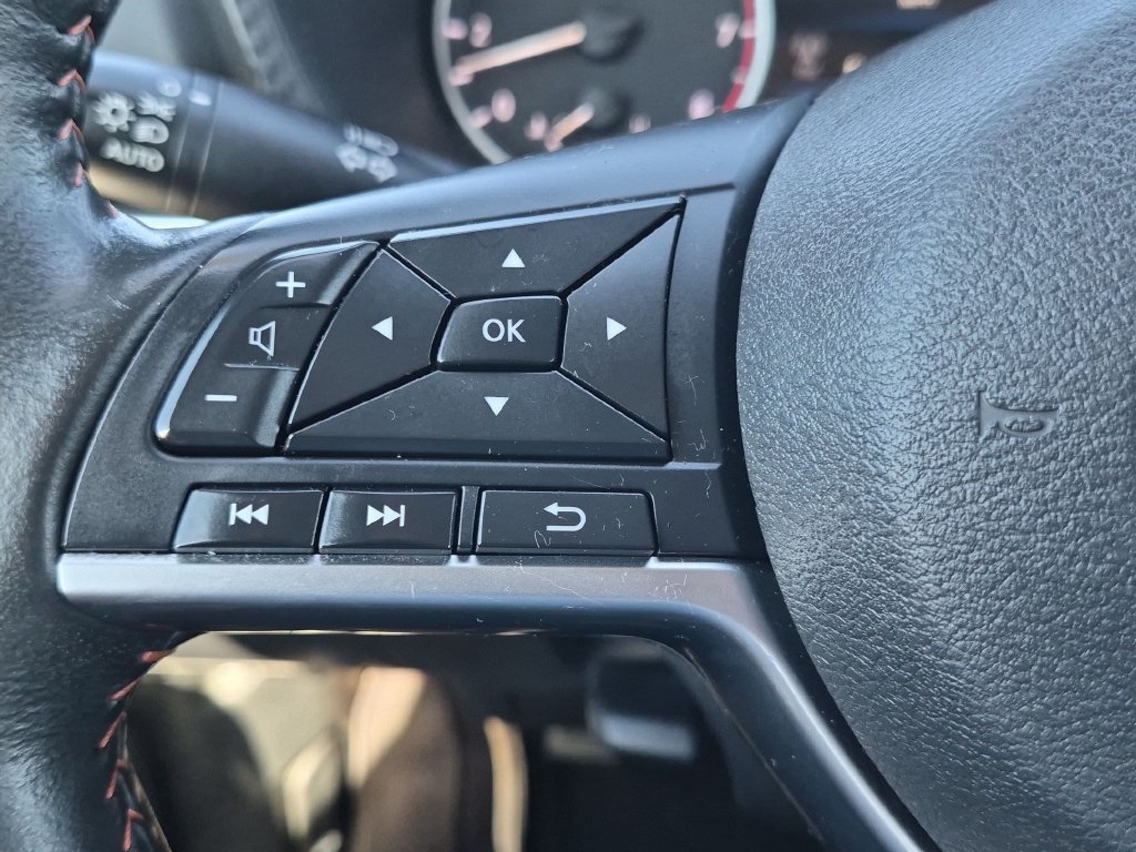 Used 2024 Nissan Sentra SR w/ SR Premium Package FWD image 15