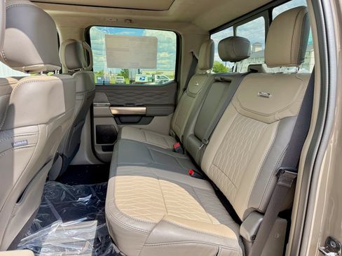 New 2026 Ford F250 Platinum w/ Platinum Plus Package AWD/4WD image 12
