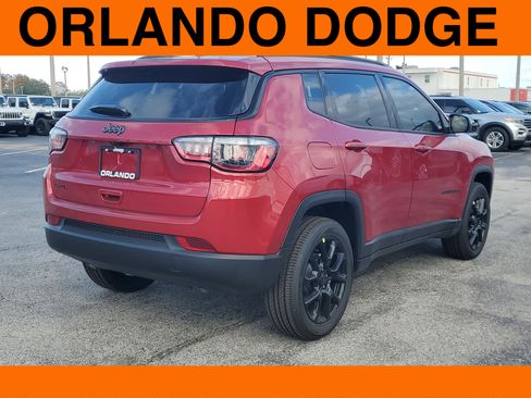 New 2026 Jeep Compass Latitude image 5