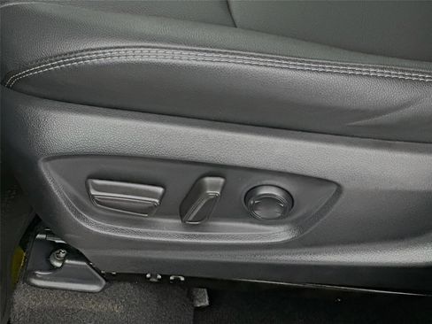 Certified 2025 Toyota Corolla Cross XLE AWD/4WD image 21
