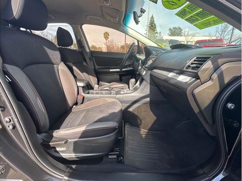 Used 2016 Subaru Crosstrek 2.0i Premium image 11