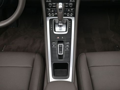 Used 2025 Porsche 718 Boxster RWD image 7