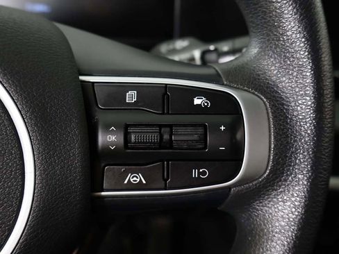 Used 2023 Kia Sportage LX image 38