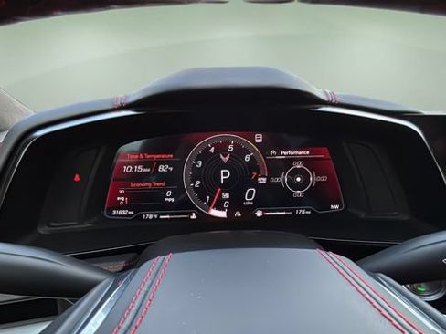 Used 2022 Chevrolet Corvette Stingray Premium Cpe w/ Z51 Performance Package RWD image 16