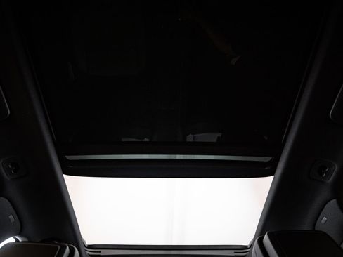 Certified 2026 Porsche Cayenne AWD/4WD image 30