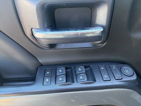 Used 2019 Chevrolet Silverado 1500 LT w/ All Star Edition image 10