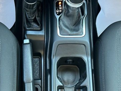 Used 2021 Jeep Wrangler Unlimited Sport image 14