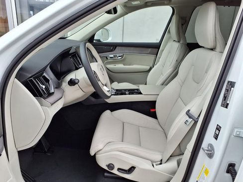 New 2026 Volvo XC90 T8 Ultra w/ Lounge Package AWD/4WD image 7
