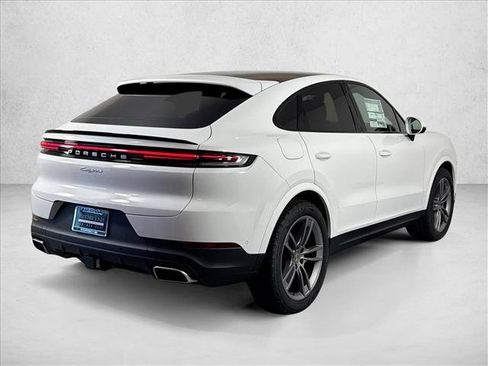 Certified 2025 Porsche Cayenne Coupe AWD/4WD image 9