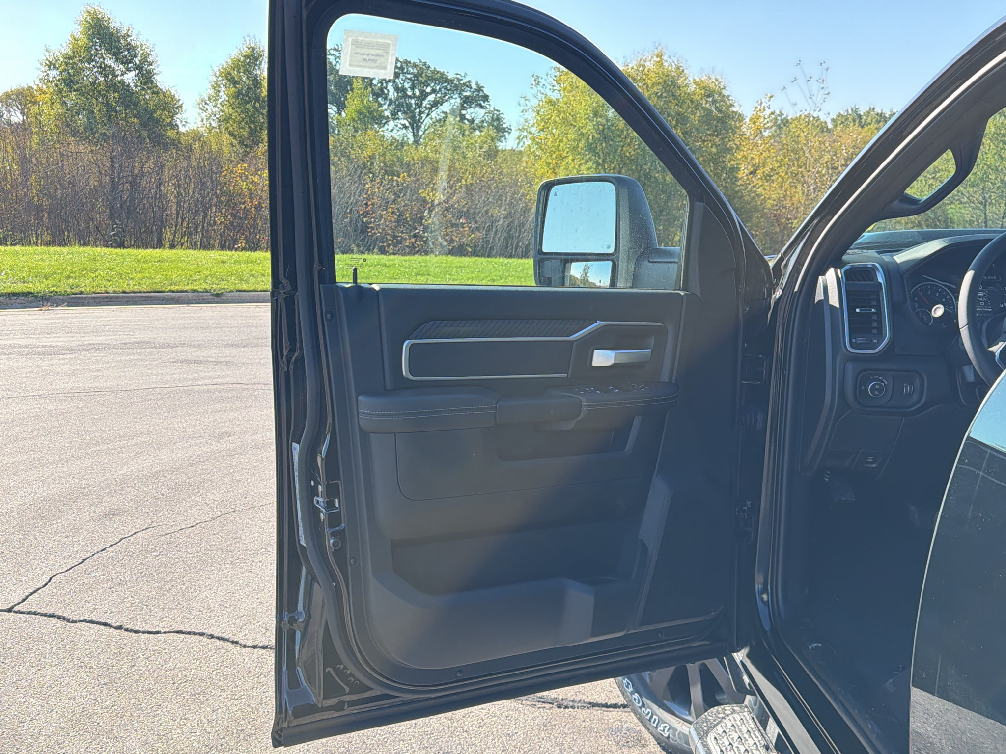 New 2027 RAM 2500 Big Horn AWD/4WD image 10