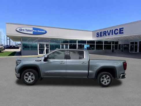 Used 2025 GMC Sierra 1500 SLT AWD/4WD image 5