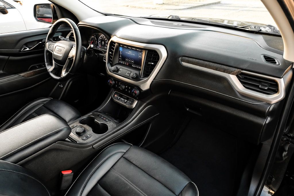 Used 2023 GMC Acadia Denali FWD image 10