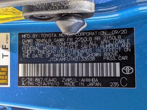 Certified 2021 Toyota Prius Limited w/ Premium Convenience Package FWD image 24