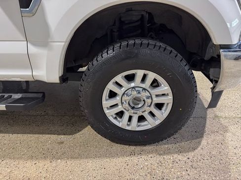 Used 2018 Ford F250 XL w/ STX Appearance Package AWD/4WD image 28