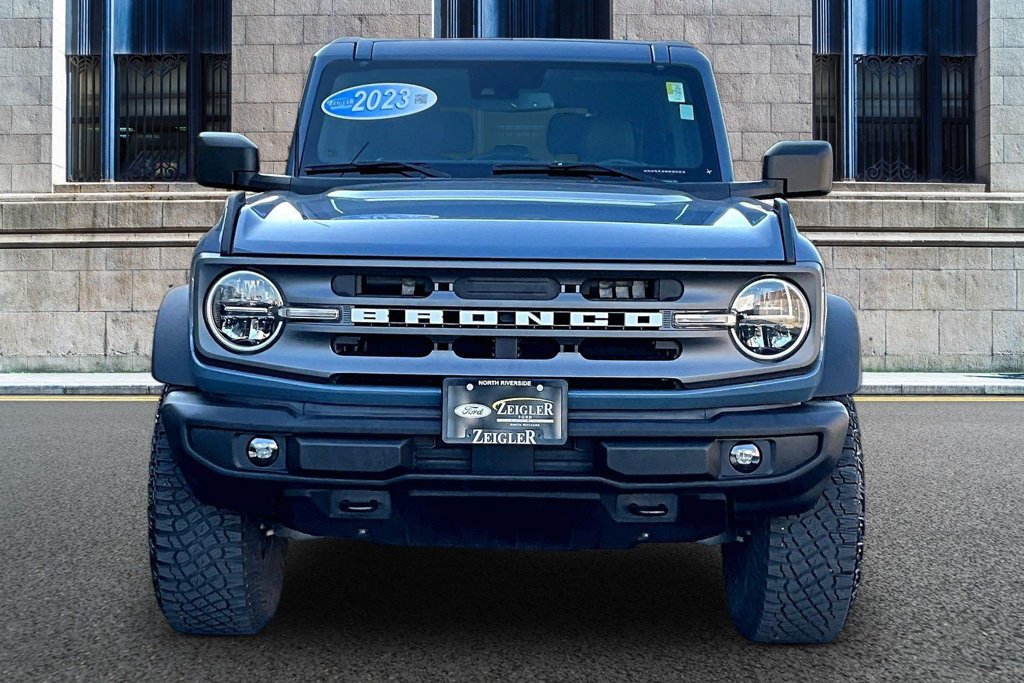 Certified 2023 Ford Bronco Big Bend w/ Sasquatch Package AWD/4WD image 3