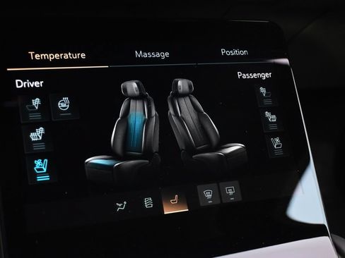 New 2027 Cadillac Vistiq Luxury w/ LPO, Floor Liner Package AWD/4WD image 31