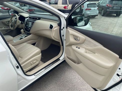 Used 2015 Nissan Murano Platinum w/ Platinum Technology Package FWD image 7