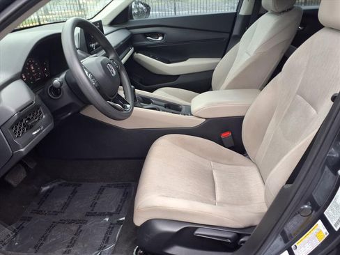 Used 2023 Honda Accord LX image 8