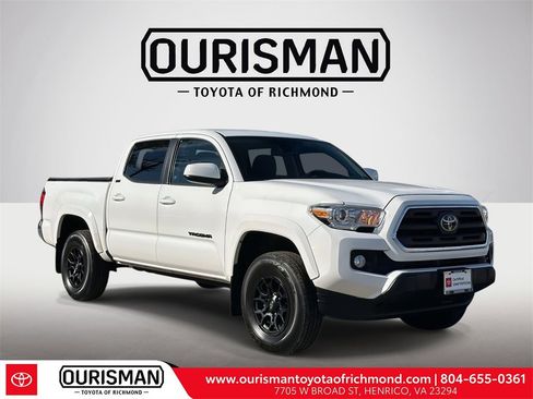 Certified 2019 Toyota Tacoma SR5 image 1