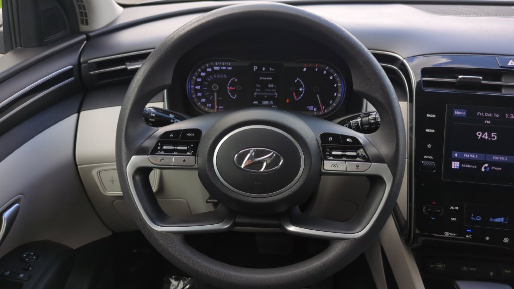 Certified 2024 Hyundai Tucson SEL FWD image 12