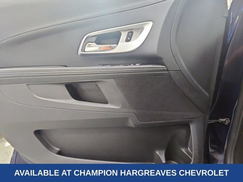 Used 2017 Chevrolet Equinox LT w/ Convenience Package AWD/4WD image 32