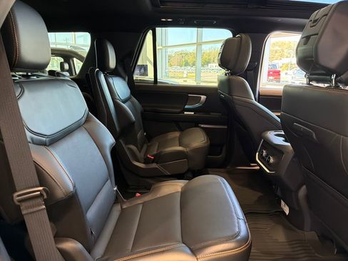 New 2026 Ford Expedition Tremor image 30