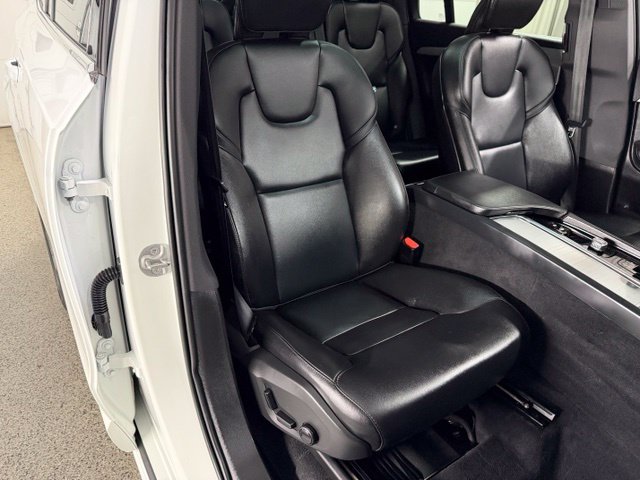 Used 2023 Volvo XC90 B5 Core w/ Protection Package Premier AWD/4WD image 25