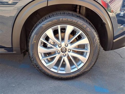 Used 2024 INFINITI QX50 Luxe image 20