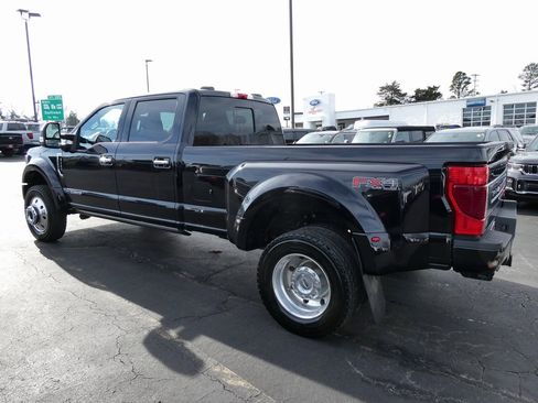Used 2022 Ford F450 Platinum w/ FX4 Off-Road Package image 8