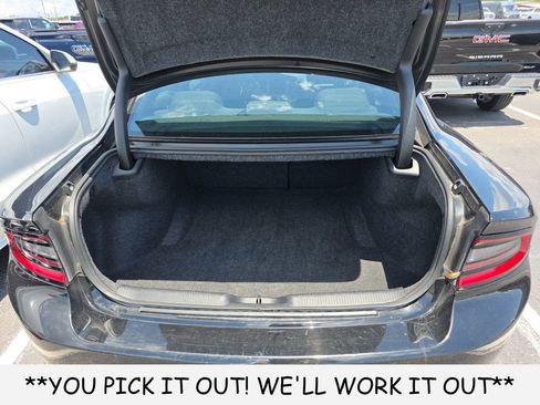 Used 2023 Dodge Charger SXT RWD image 5