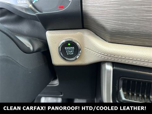 Used 2024 Ford Expedition Limited image 13